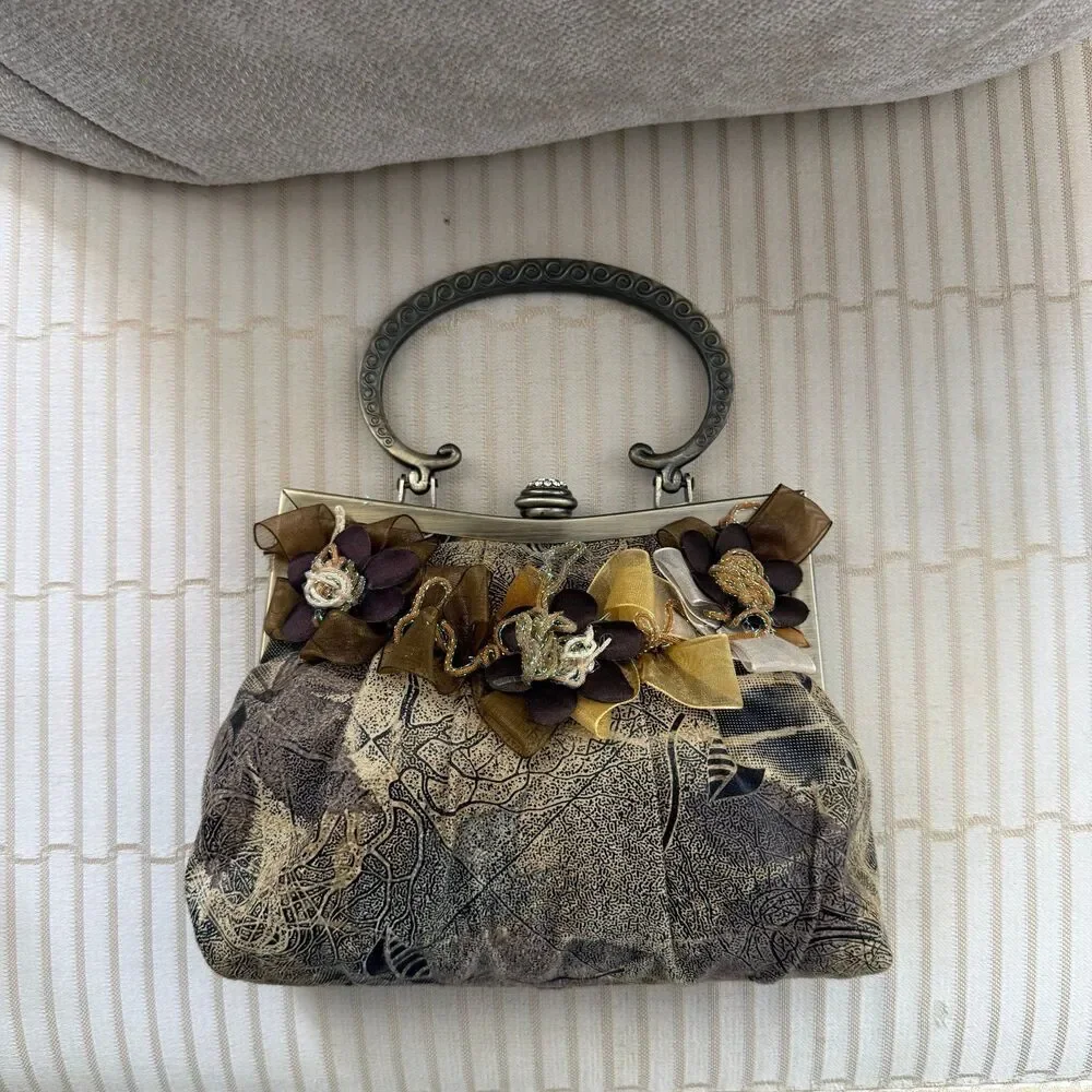Leko London Floral Vintage  Kiss Lock Purse